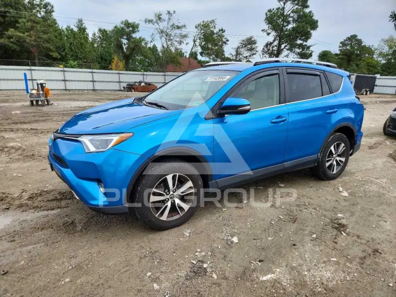 2016 Toyota RAV4 фото