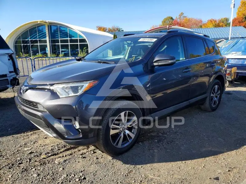 2016 Toyota RAV4 фото