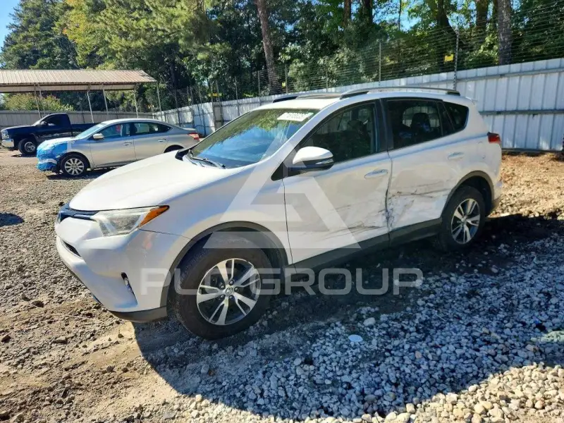 2016 Toyota RAV4 photo