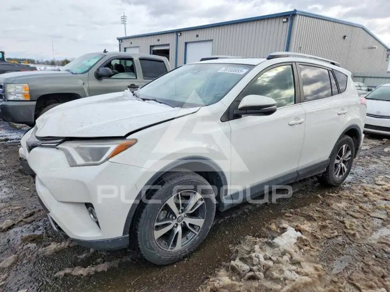 2016 Toyota RAV4 фото