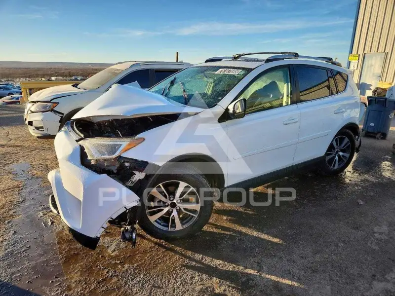 2016 Toyota RAV4 фото
