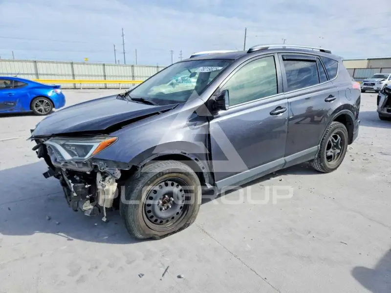 2016 Toyota RAV4 фото