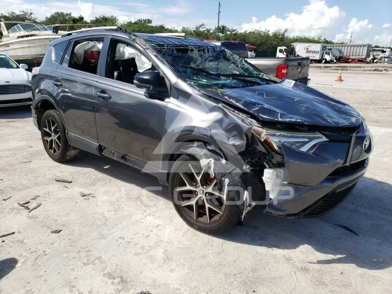 2016 Toyota RAV4 photo
