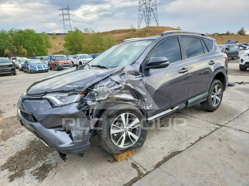 2016 Toyota RAV4 фото