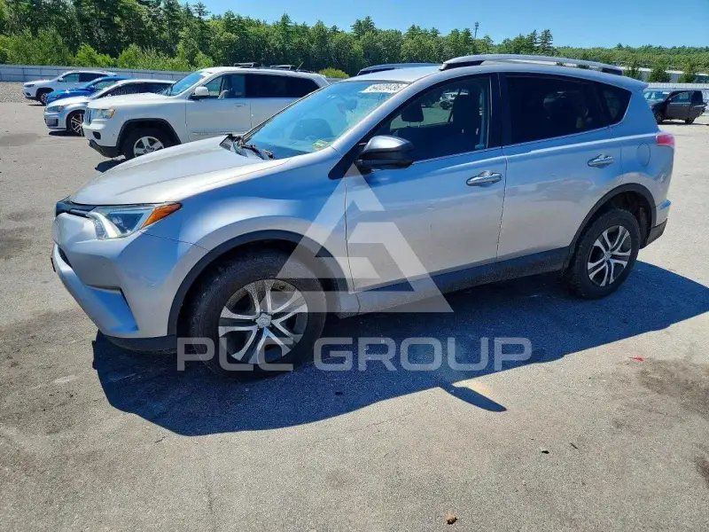 2016 Toyota RAV4 фото