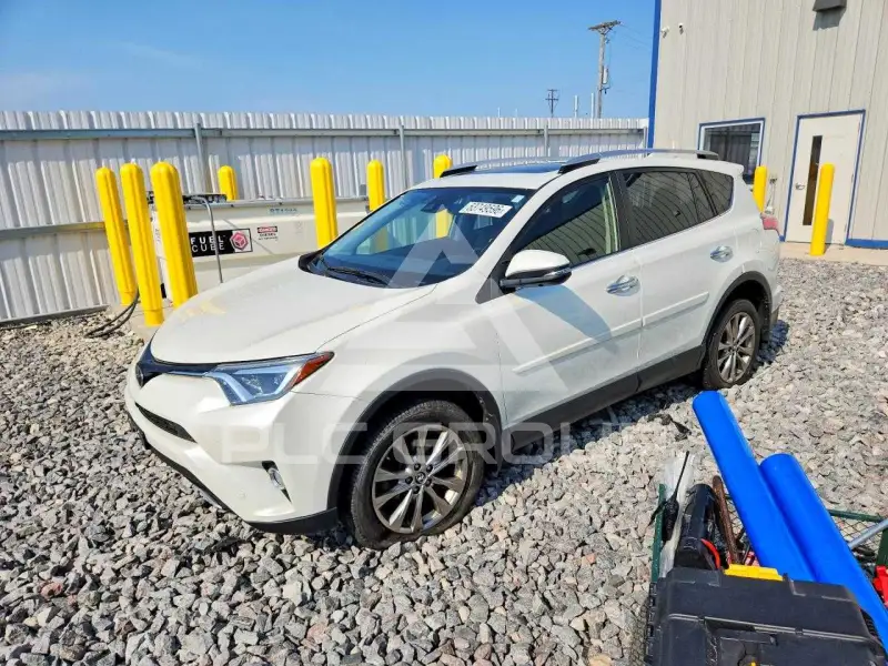 2016 Toyota RAV4 photo