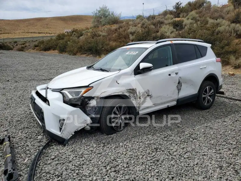 2016 Toyota RAV4 фото