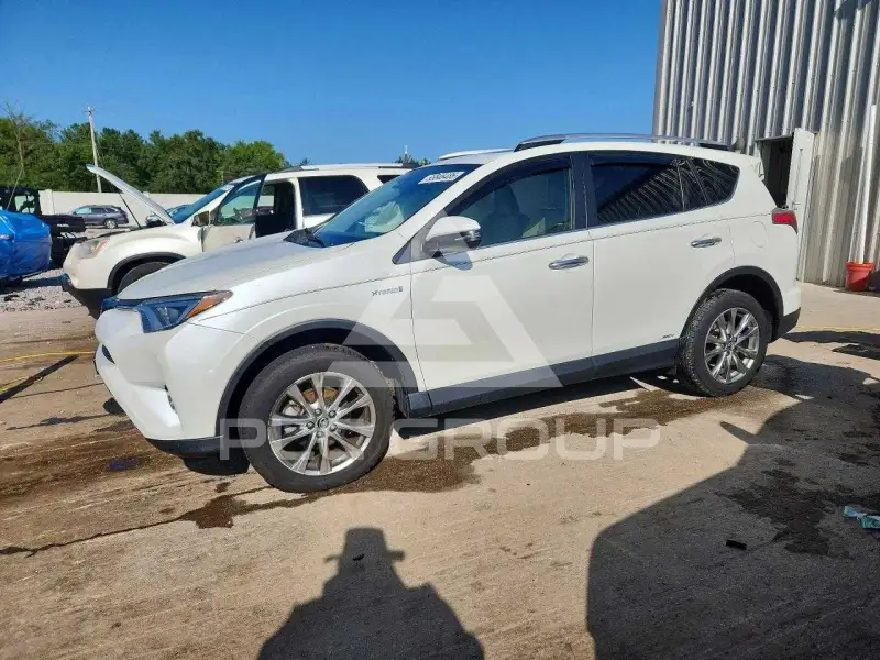 2016 Toyota RAV4 фото