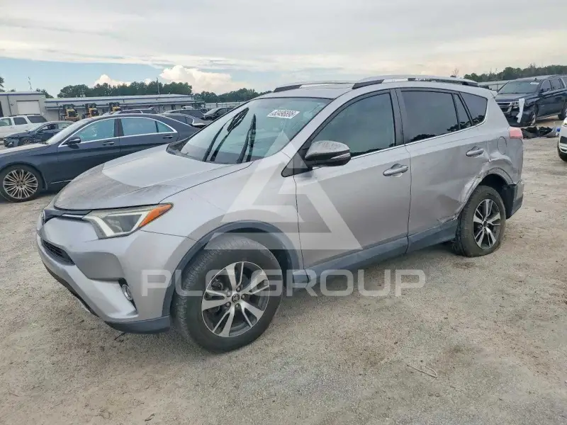 2016 Toyota RAV4 фото