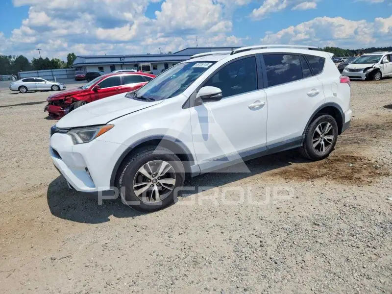 2016 Toyota RAV4 фото