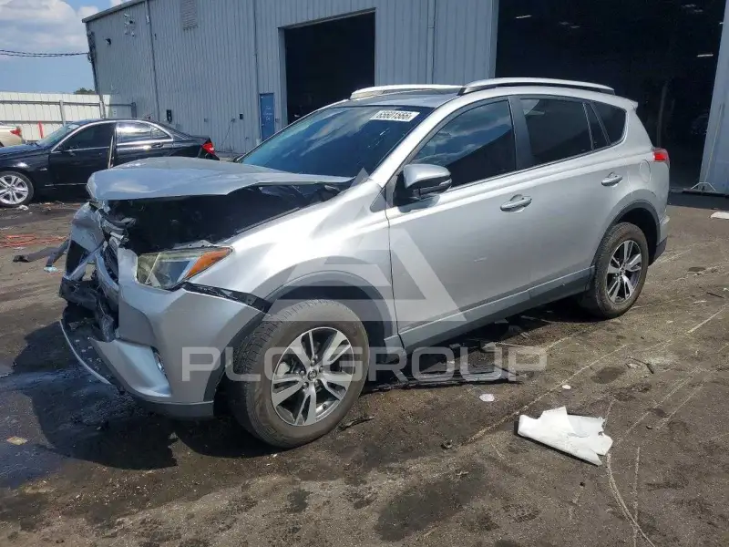 2016 Toyota RAV4 фото