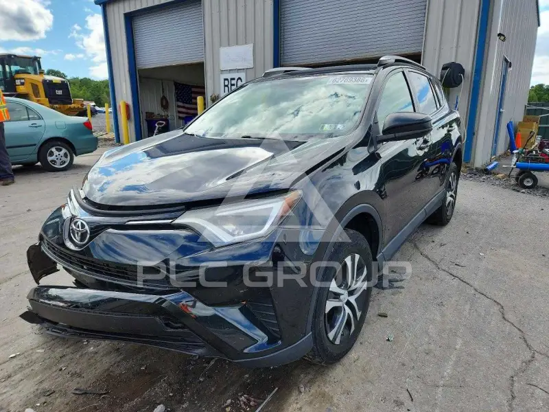 2016 Toyota RAV4 photo
