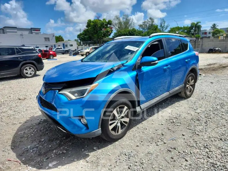 2016 Toyota RAV4 photo