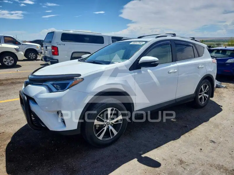 2016 Toyota RAV4 фото