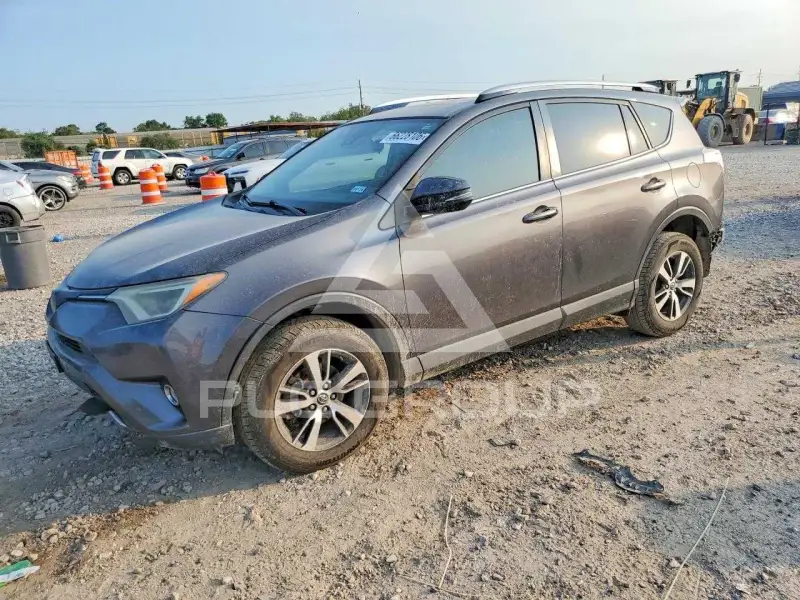 2016 Toyota RAV4 photo
