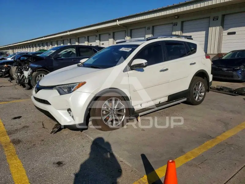 2016 Toyota RAV4 фото