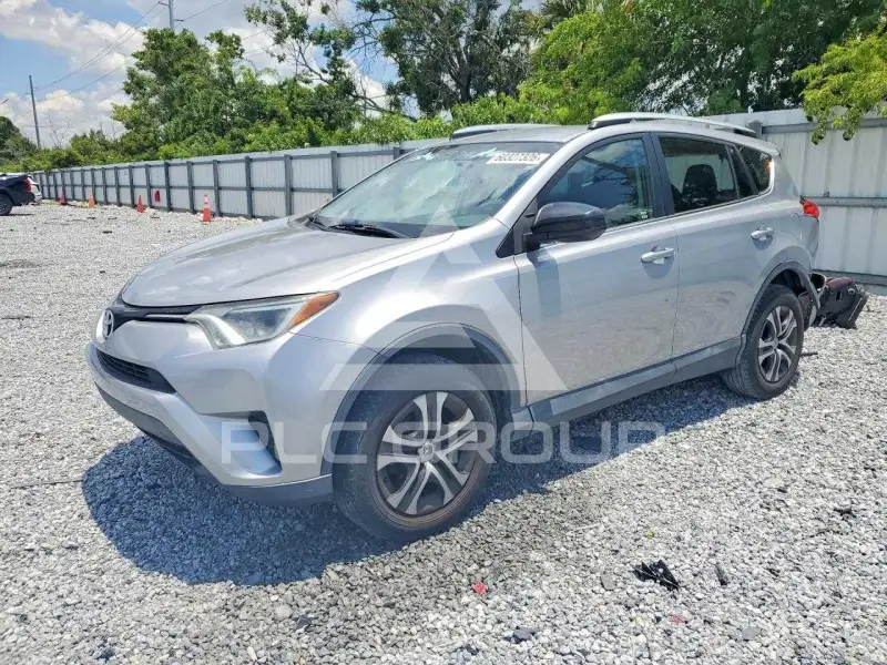 2016 Toyota RAV4 photo