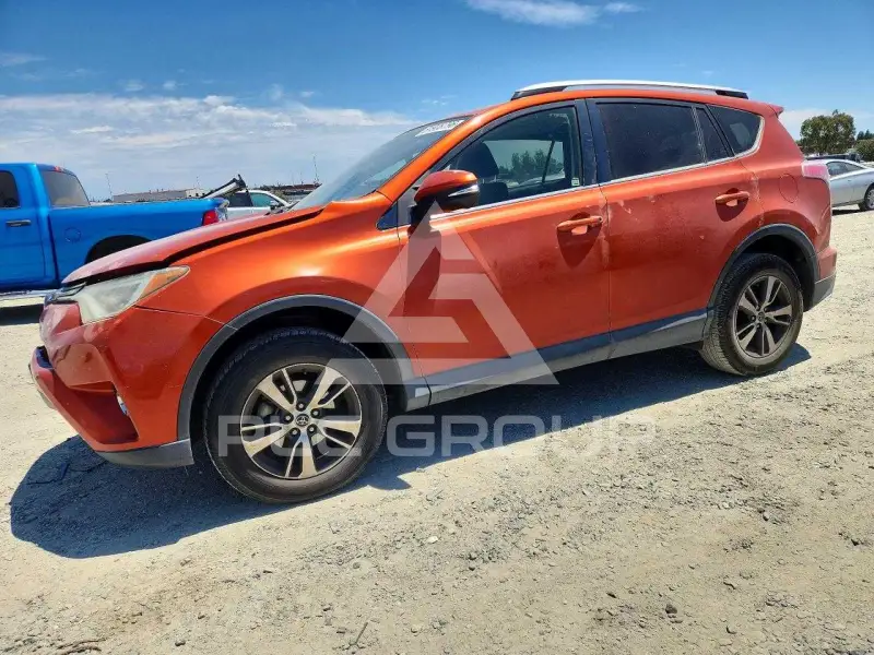2016 Toyota RAV4 фото