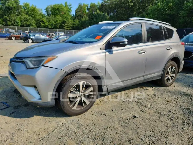 2016 Toyota RAV4 photo