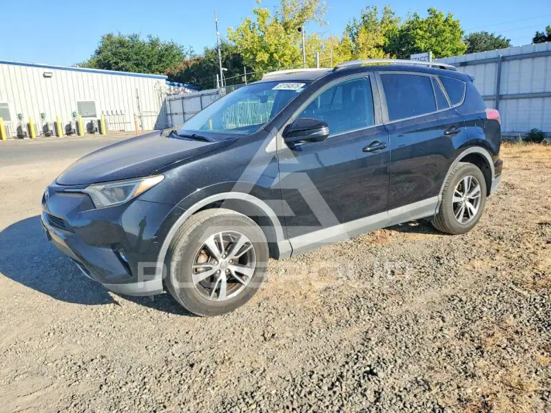 2016 Toyota RAV4 photo