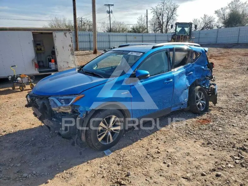 2016 Toyota RAV4 фото