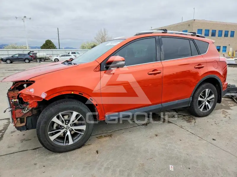 2016 Toyota RAV4 фото