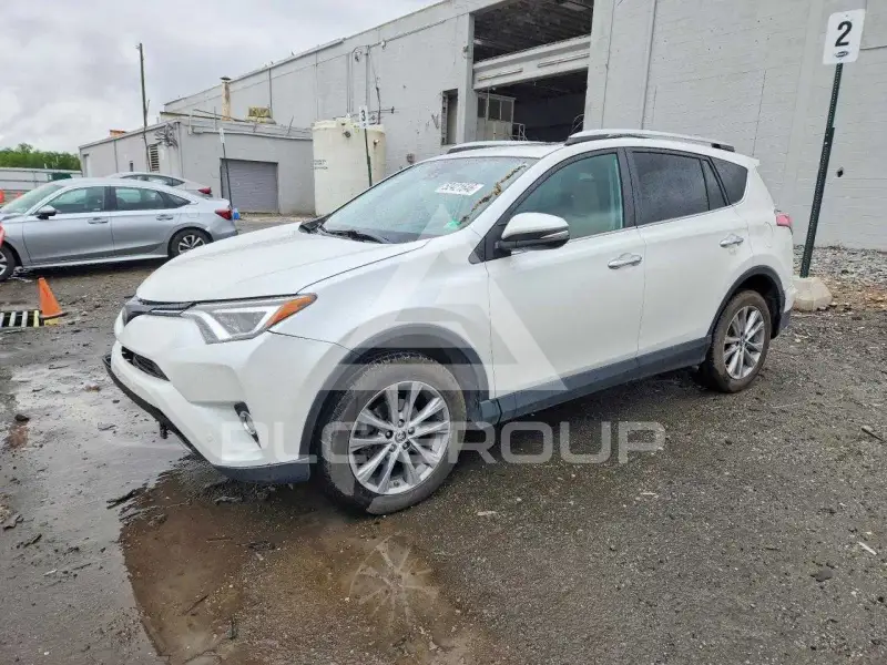 2016 Toyota RAV4 фото