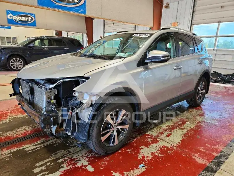 2016 Toyota RAV4 photo