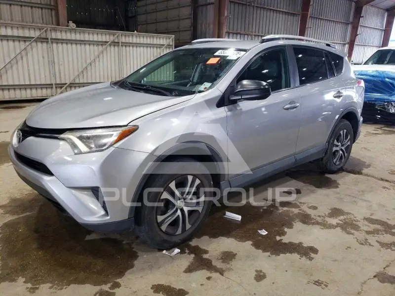 2016 Toyota RAV4 фото