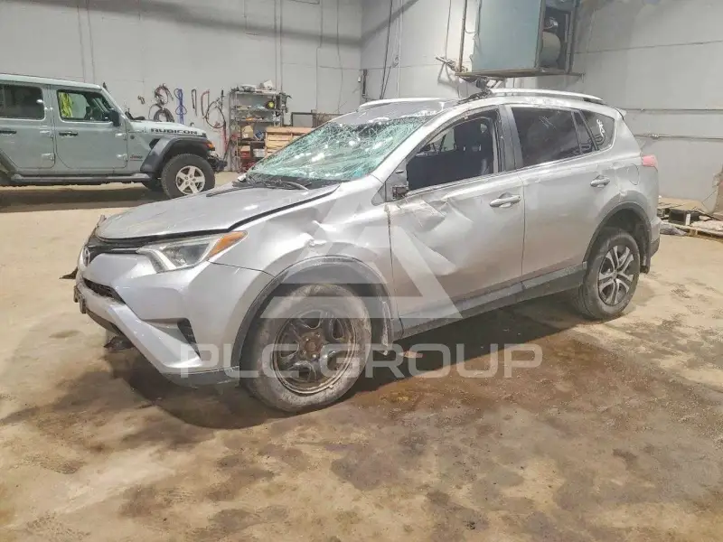 2016 Toyota RAV4 photo