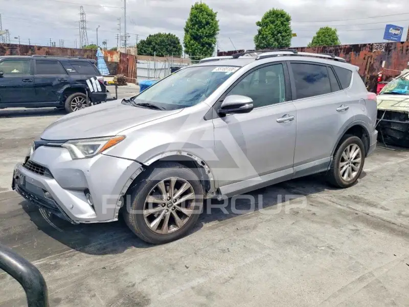 2016 Toyota RAV4 фото