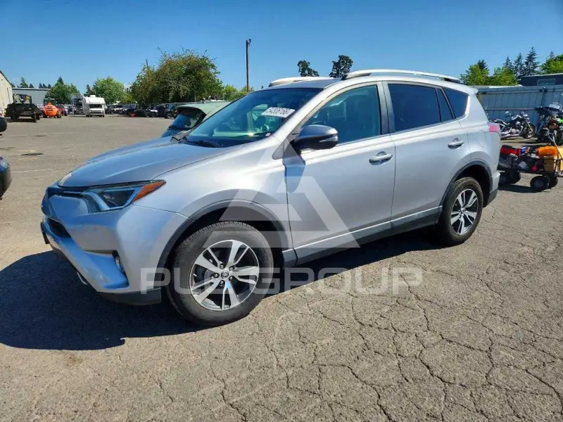 2016 Toyota RAV4 photo
