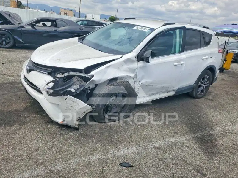 2016 Toyota RAV4 фото