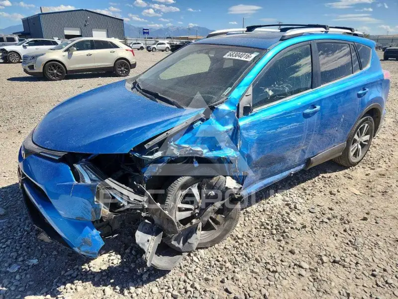 2016 Toyota RAV4 photo