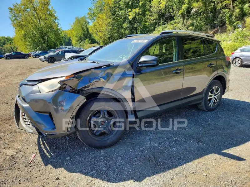2016 Toyota RAV4 photo