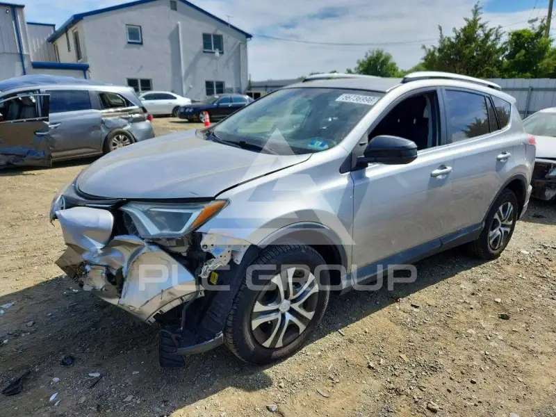 2016 Toyota RAV4 фото