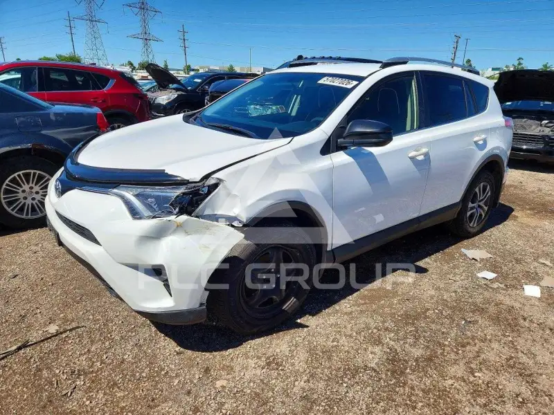 2016 Toyota RAV4 фото