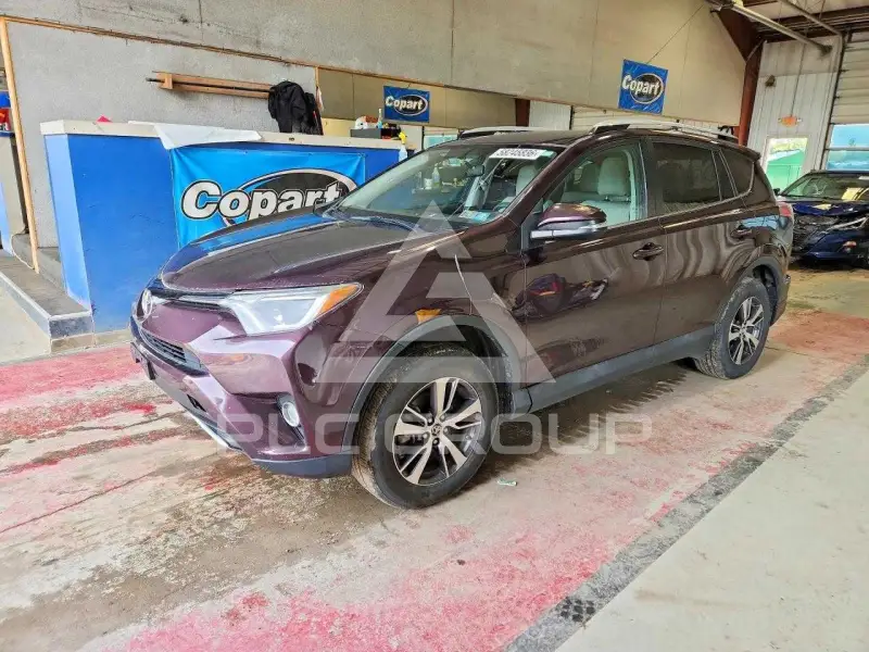 2016 Toyota RAV4 photo