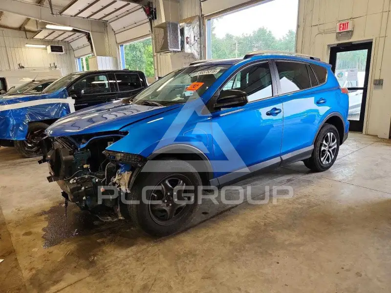 2016 Toyota RAV4 фото