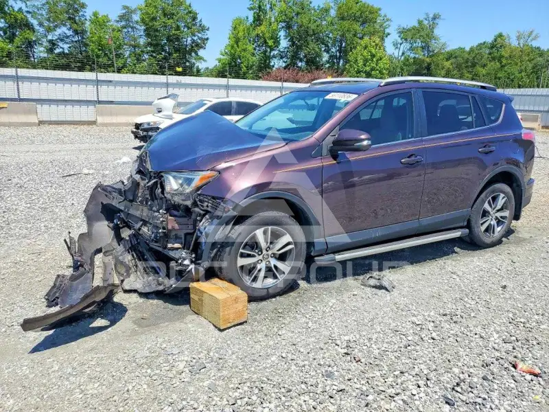 2016 Toyota RAV4 фото