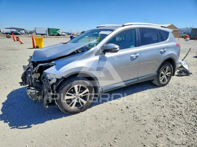 2016 Toyota RAV4 photo