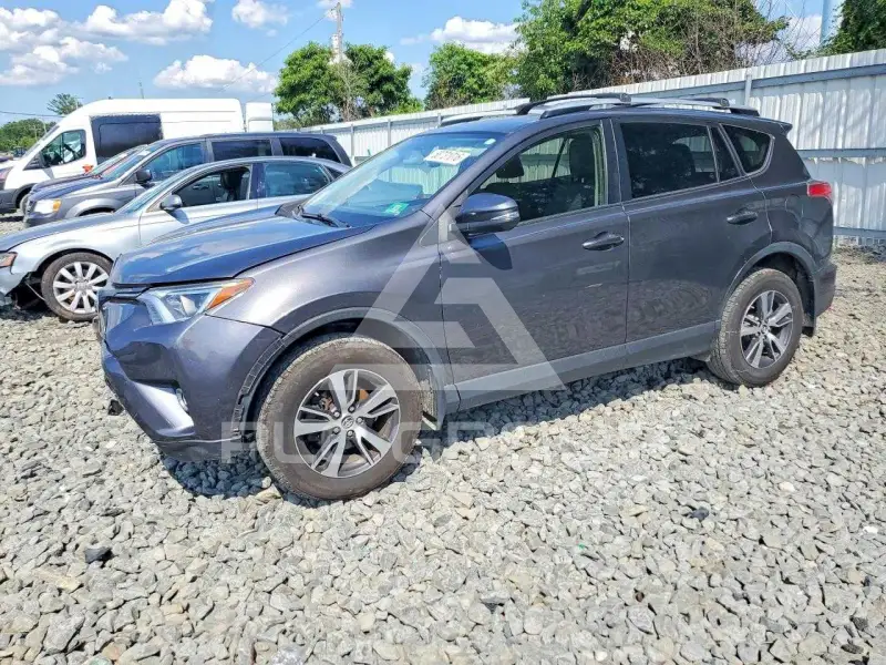 2016 Toyota RAV4 photo