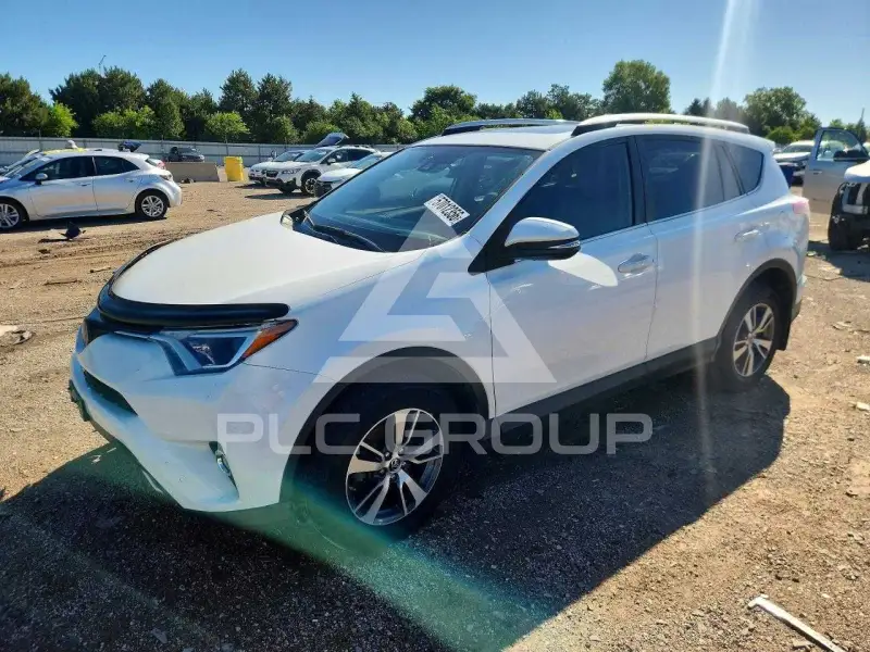 2016 Toyota RAV4 photo