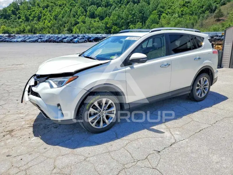 2016 Toyota RAV4 photo