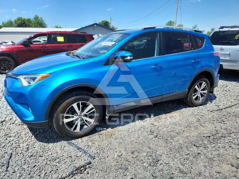 2016 Toyota RAV4 фото