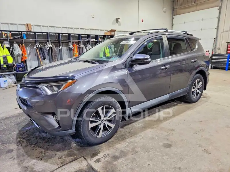 2016 Toyota RAV4 фото