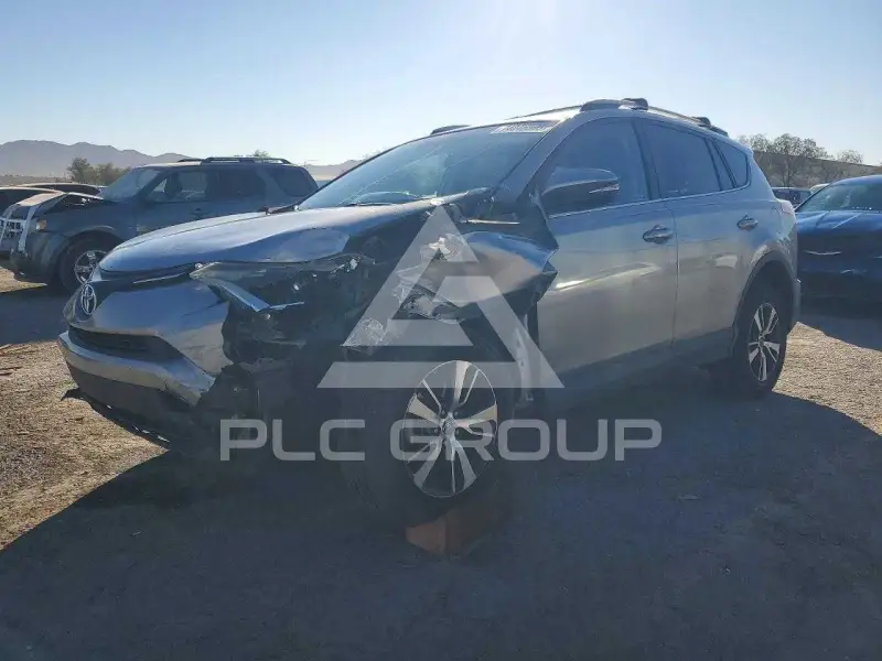 2016 Toyota RAV4 фото