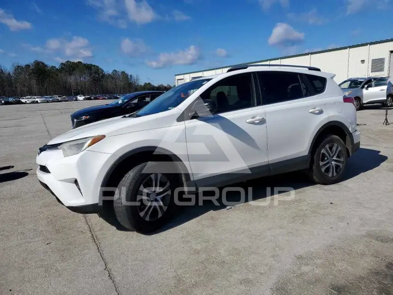 2016 Toyota RAV4 фото