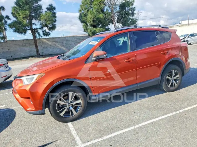 2016 Toyota RAV4 фото