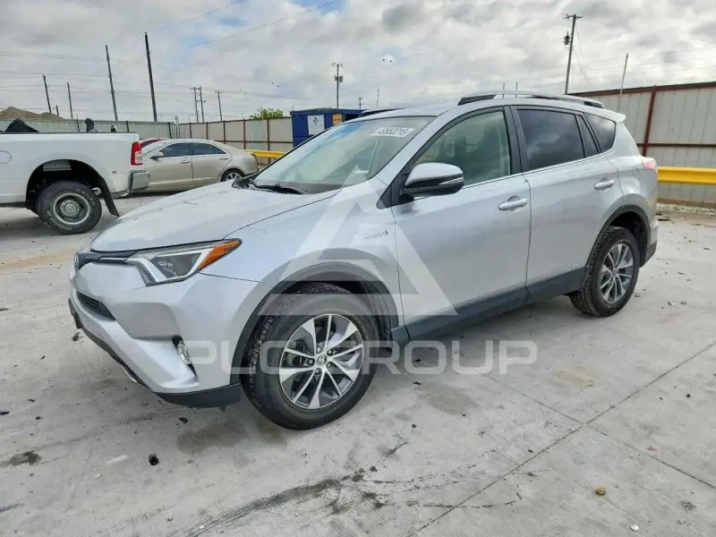 2016 Toyota RAV4 фото